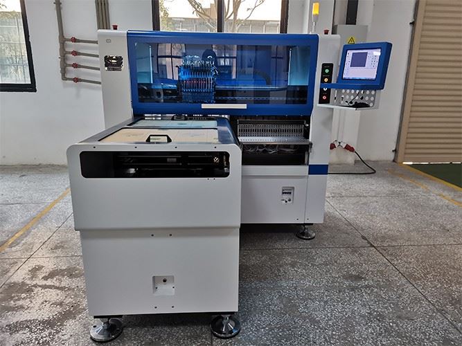 LED Lights Lens Pick And Place Machine